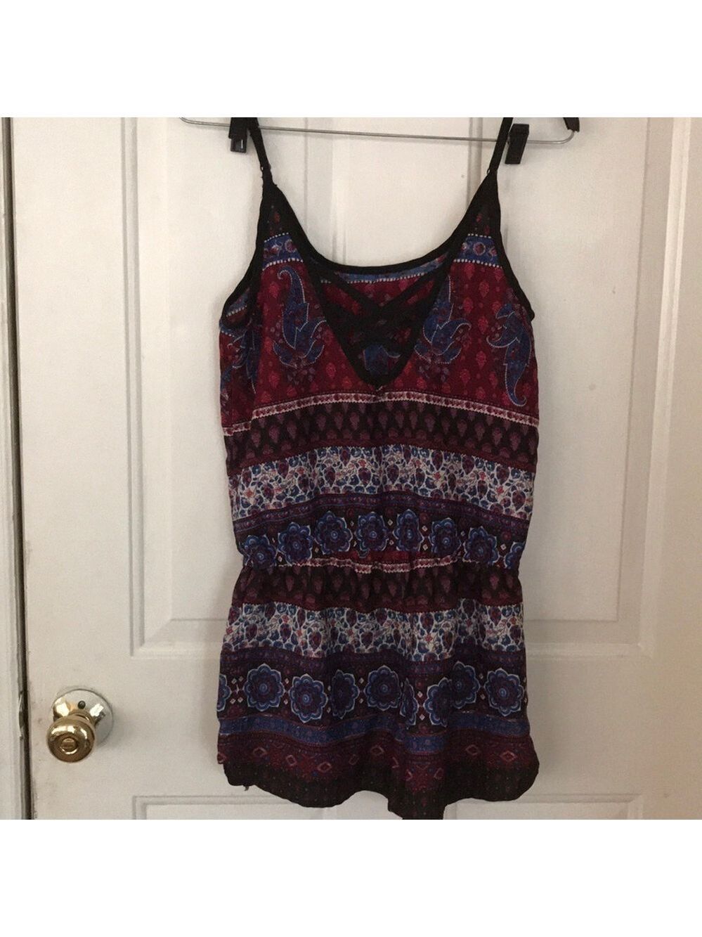 Fun pattern romper - Picture 3 of 4